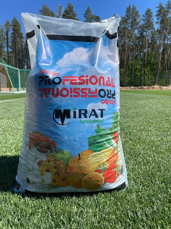 Добриво для газону Mirat NPK 10-10-20 +2CaO+20SO3+TE 25 кг